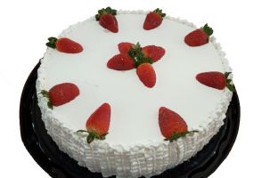 Torta Morango 3KG Valleju Inteira